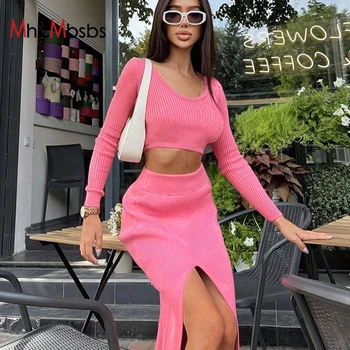 Kadınlar Casual İki Parçalı Örme Seti Nervürlü Uzun Kollu Kazak Üst ve Yüksek Bel Bölünmüş Maxi Etek 2021 Güz Zarif Streetwear
