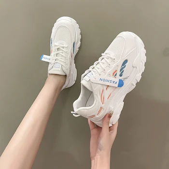 Yeni Baba Ayakkabı kadın Yaz Nefes spor ayakkabı Rahat platform koşu ayakkabısı Bayanlar Hafif Örgü Lace Up sneakers