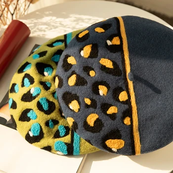Şapka Kadınlar İçin Yaratıcı Leopar Tasarım Yün Keçe Bere El Yapımı Fransız Tarzı Kış Yenilik Sanatçı Bereliler doğum günü hediyesi