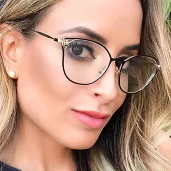 2020 Yeni Kedi gözü yarım çerçeve gözlük çerçevesi moda marka tasarımcısı şeffaf gözlük kadın vintage şeffaf lens gözlük