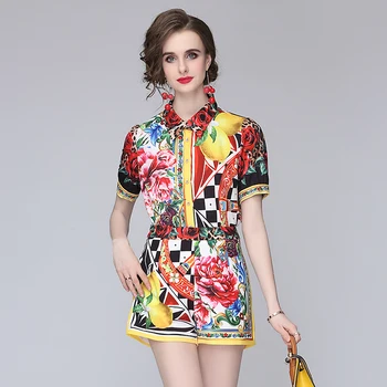 2021 Yeni Moda Pist Yaz İki Parçalı Set kadın Kısa Kollu Renk Eşleştirme Çiçek Baskı Gömlek Üst ve Şort Takım Elbise