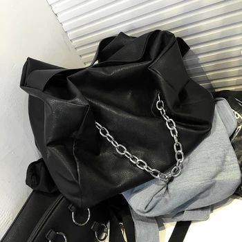 Kadın PU Deri Tote Çanta 2022 Moda Zincir Çantalar ve Çanta Kadın Alışveriş Siyah Rahat Büyük Kapasiteli omuzdan askili çanta