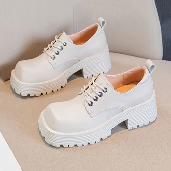 Zarif Kadın topuklu ayakkabılar Kare Ayak Hakiki Deri Moda kadın ayakkabısı 2023 Bahar Yeni Dantel-up platform ayakkabılar Özlü Pompalar