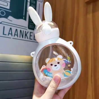 550 ml Yaratıcı Ins Plastik Bardak Karikatür Tavşan Kawaii Fincan Kız Öğrenci Taşınabilir Saman Fincan Sevimli Büyük Göbek Su Bardağı