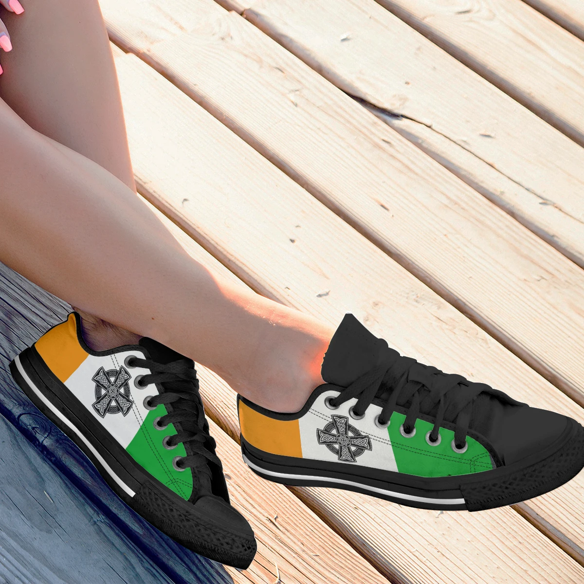 ELVISWORDS Basit İrlandalı Tasarım Dantel-up ayakkabı İskoç Celtic Yeşil Çapraz Baskı kadın vulkanize ayakkabı kanvas sneaker Daireler 5
