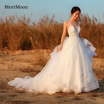 MeetMoon düğün elbisesi Çarpıcı Boncuklu Sapanlar Dantel Üst Backless Örgün Töreni Yemin Gelin Balo Yarı Katedrali Tren
